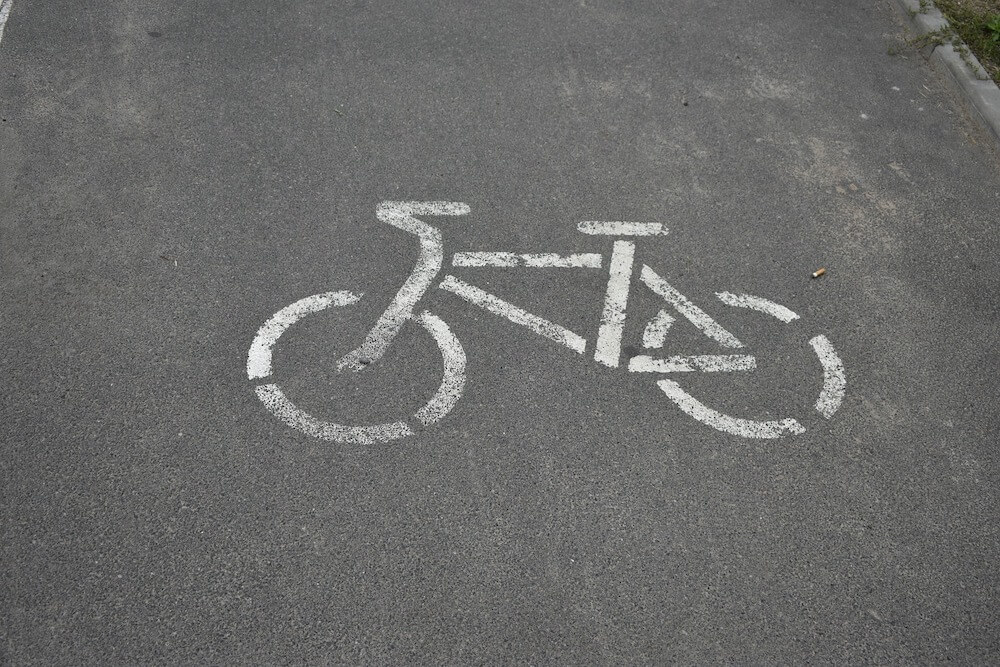 Bicycle symbol on path