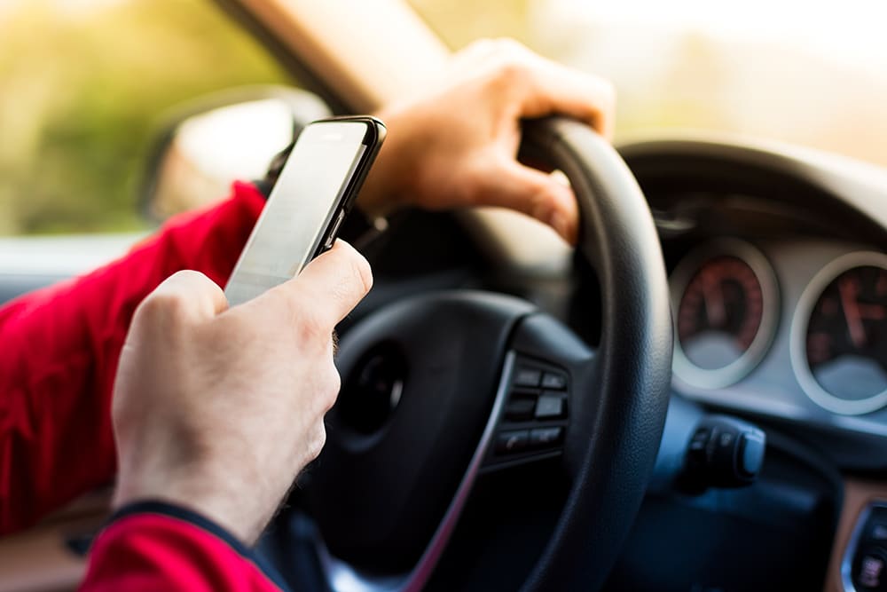 Mississippi Distracted Driving Laws